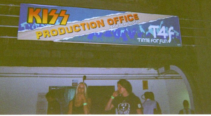 kiss004 Kiss Production Office