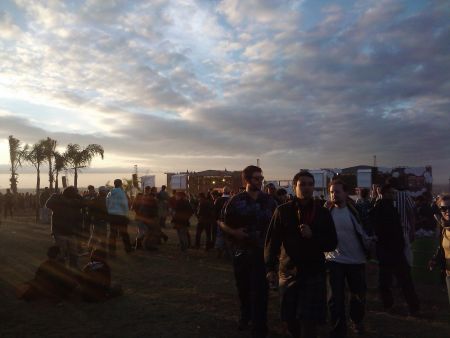 Os dois palcos vistos da entrada