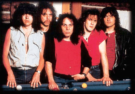 A foramção da banda já com Claude Schnell