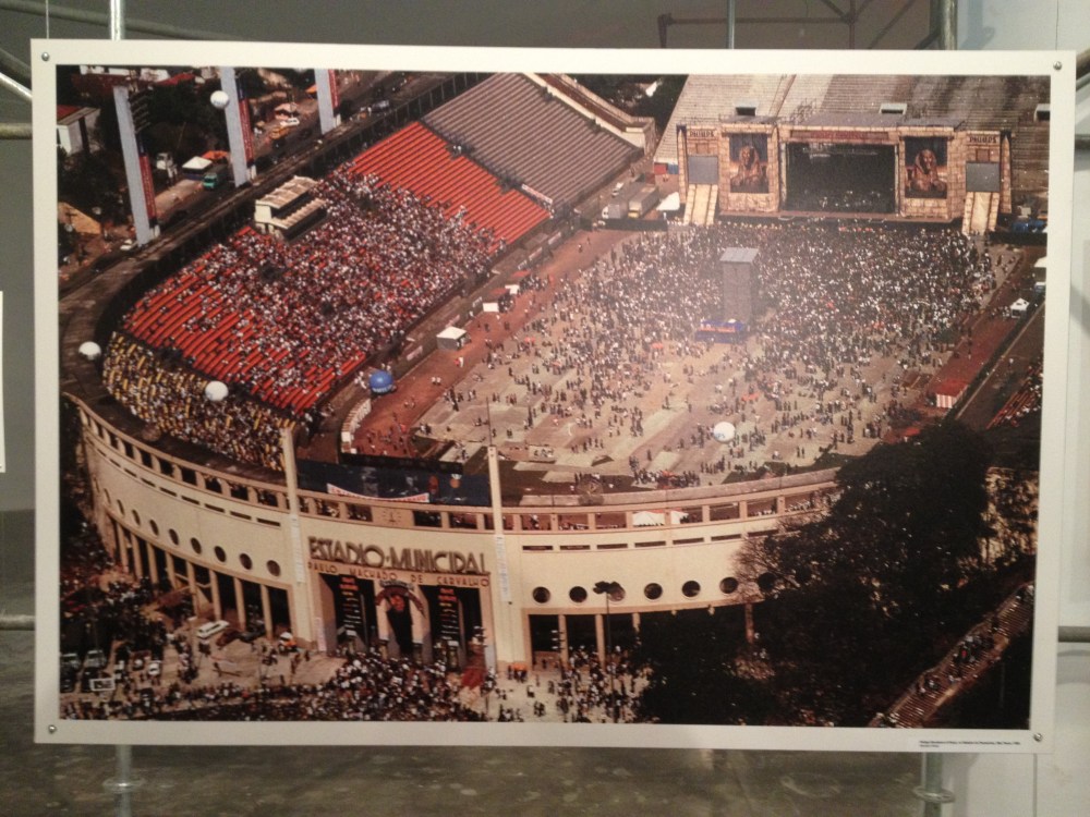 O Pacaembu se preparando para receber o Iron Maiden como headliner do Philips Monsters of Rock de 1996