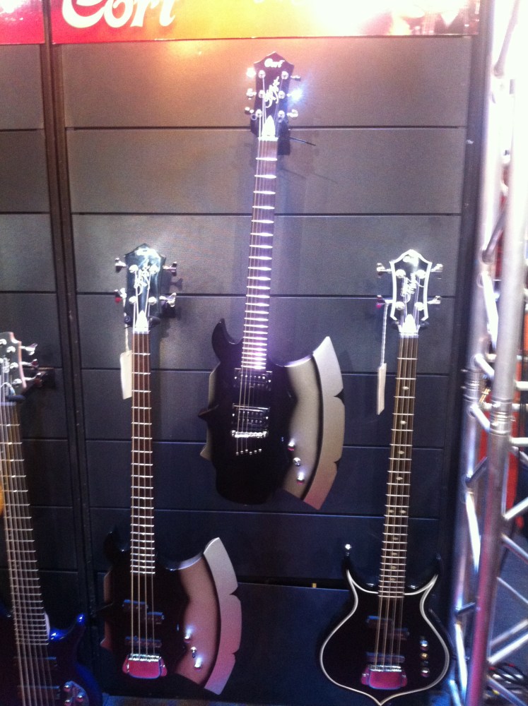 Brinquedos do Gene Simmons