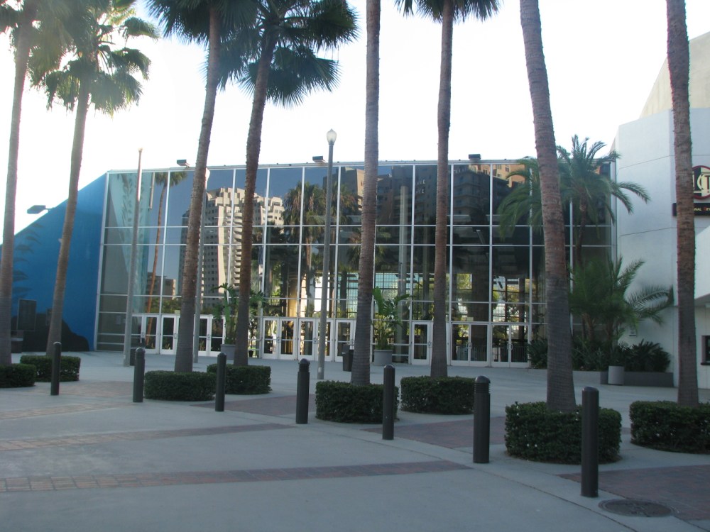 A entrada para a arena