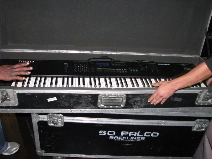 "Brinquedinho" de Scott Warren sendo guardado