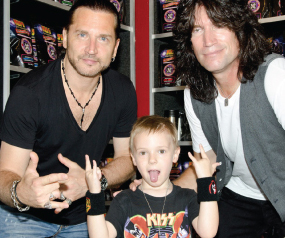 Molek com Eric e Thommy (Kiss)