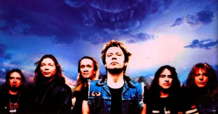 IRON MAIDEN EM 2000, REUNIDO COM BRUCE DICKINSON E ADRIAN SMITH