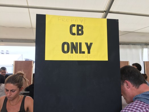 A vergonha do Cashless